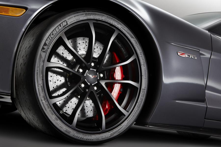  Chevrolet Corvette Z06 2013 года  (фото 3 из 13)